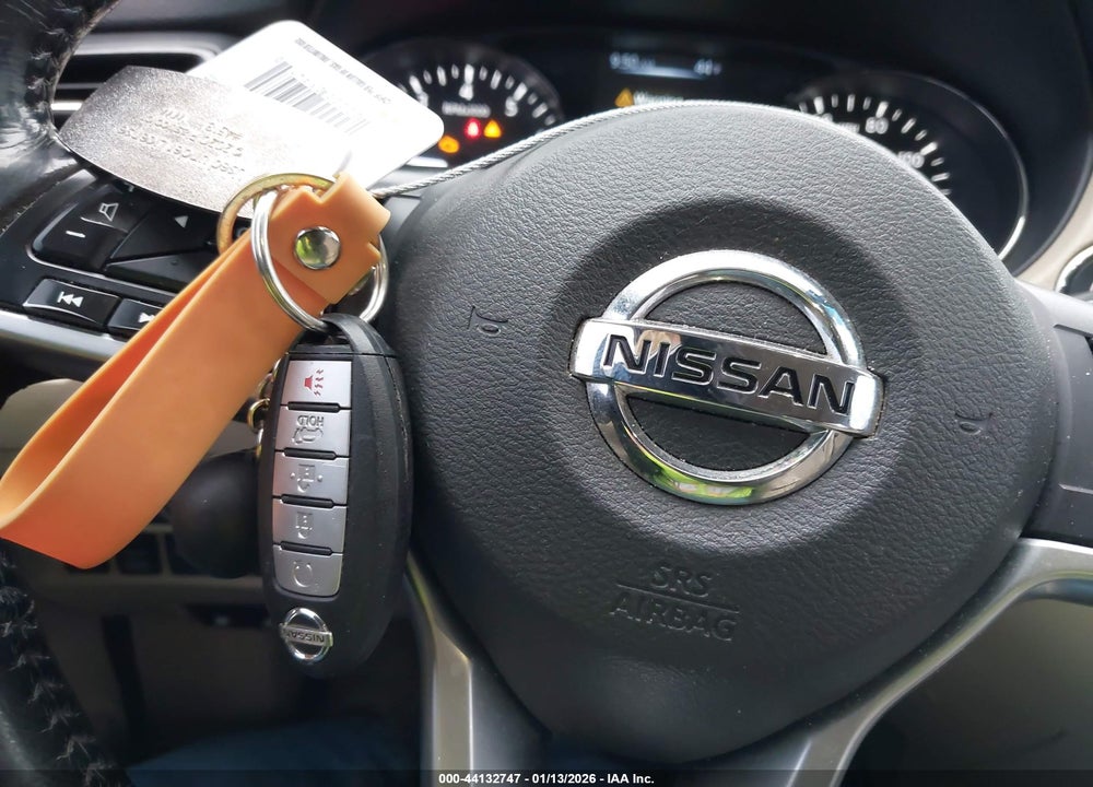 2017 NISSAN ROGUE SL VIN: JN8AT2MVXHW281735