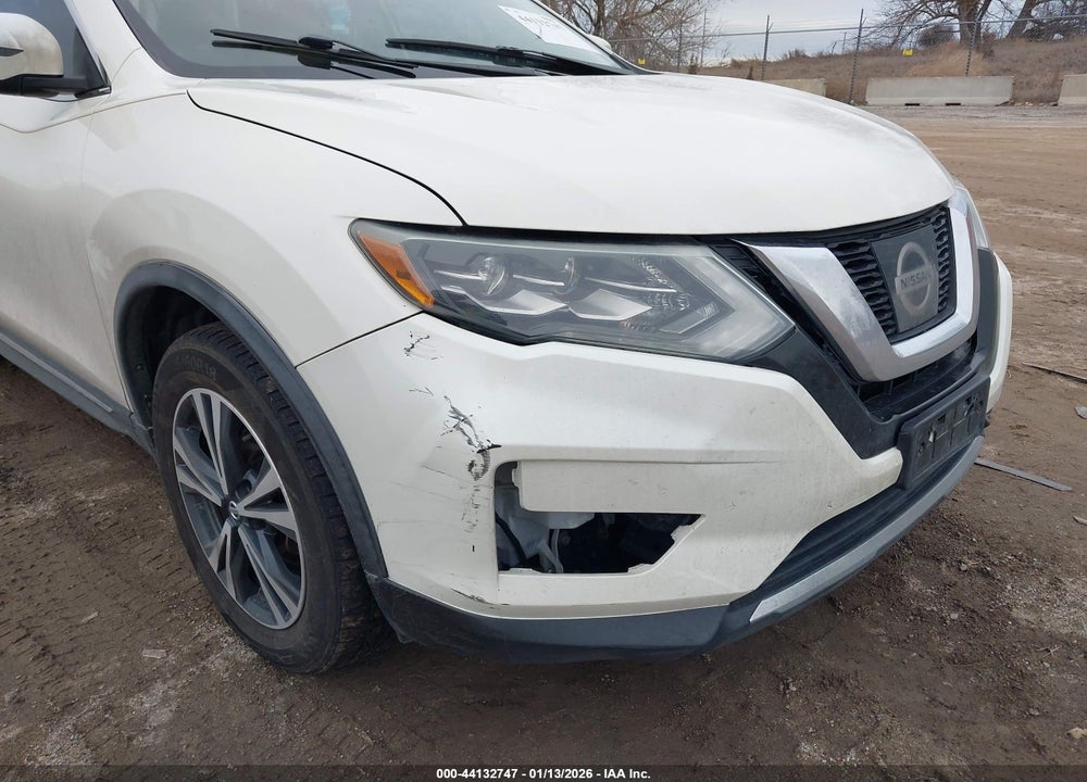 2017 NISSAN ROGUE SL VIN: JN8AT2MVXHW281735