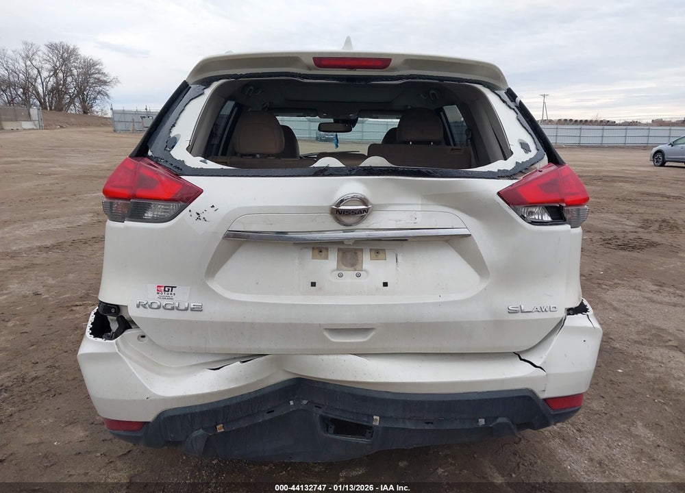 2017 NISSAN ROGUE SL VIN: JN8AT2MVXHW281735