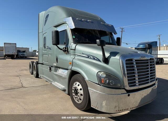 2018 FREIGHTLINER CASCADIA 125 VIN: 3AKJGLDR1JSHU5172