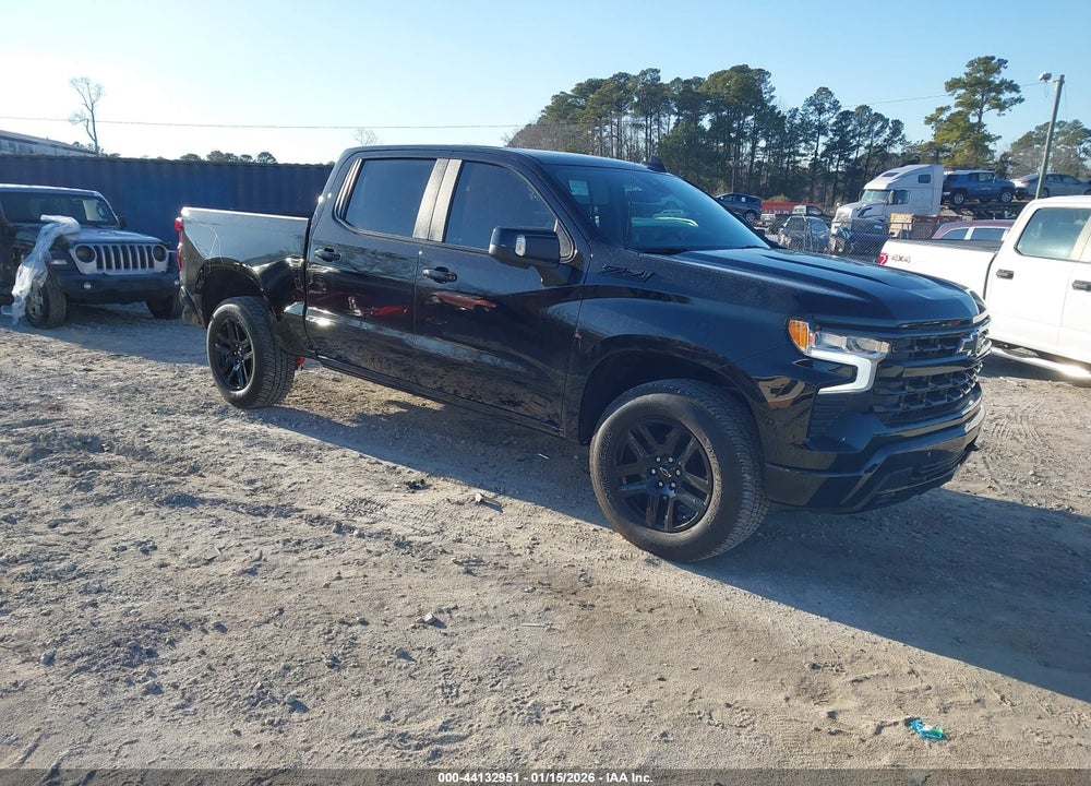 2024 CHEVROLET SILVERADO 1500 4WD  SHORT BED RST VIN: 1GCUDEED1RZ167555