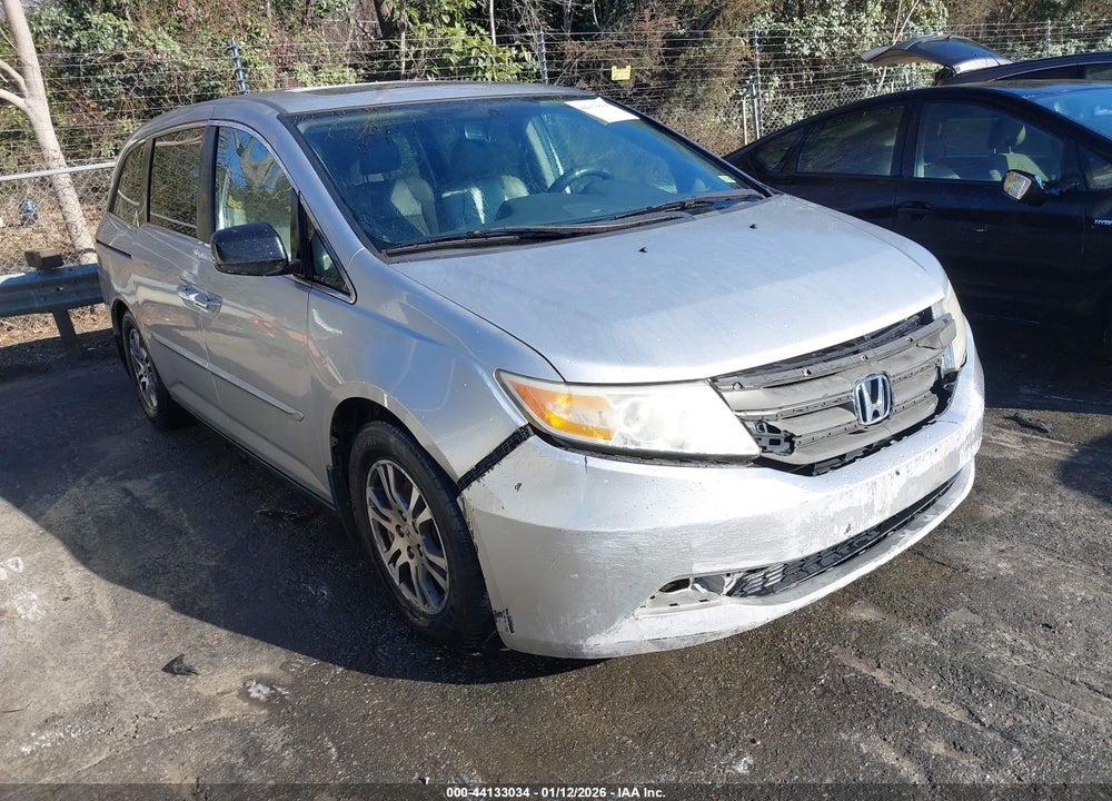 2011 HONDA ODYSSEY EX-L VIN: 5FNRL5H6XBB038585