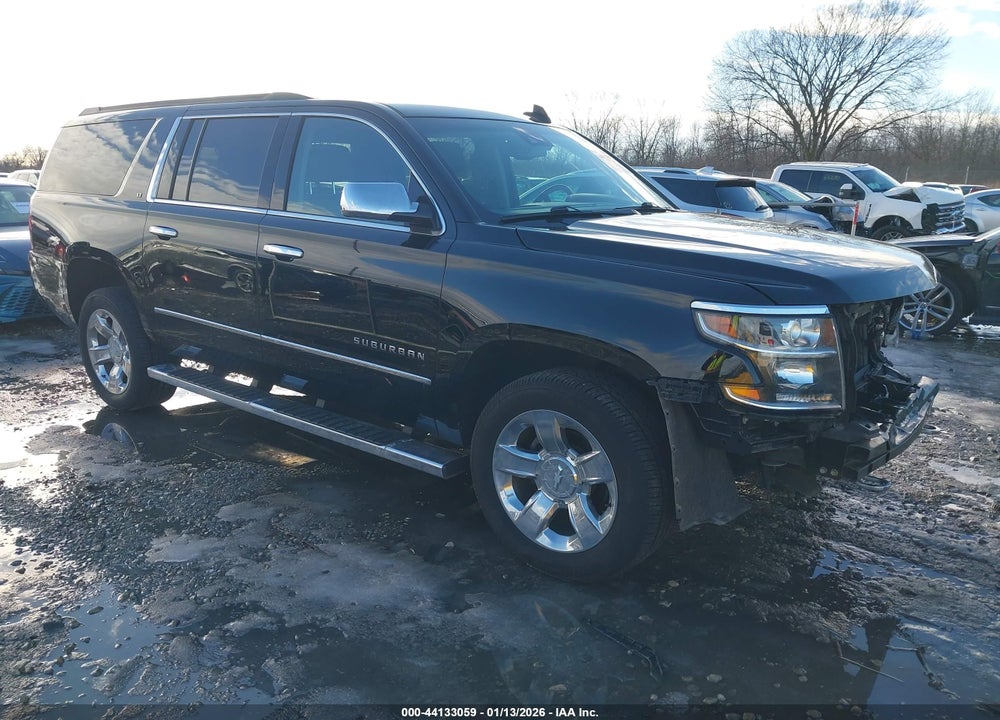 2018 CHEVROLET SUBURBAN LT VIN: 1GNSKHKC1JR240171