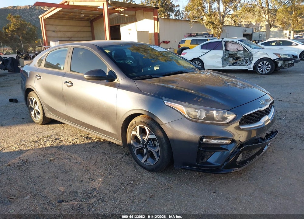 2020 KIA FORTE LXS VIN: 3KPF24ADXLE201820