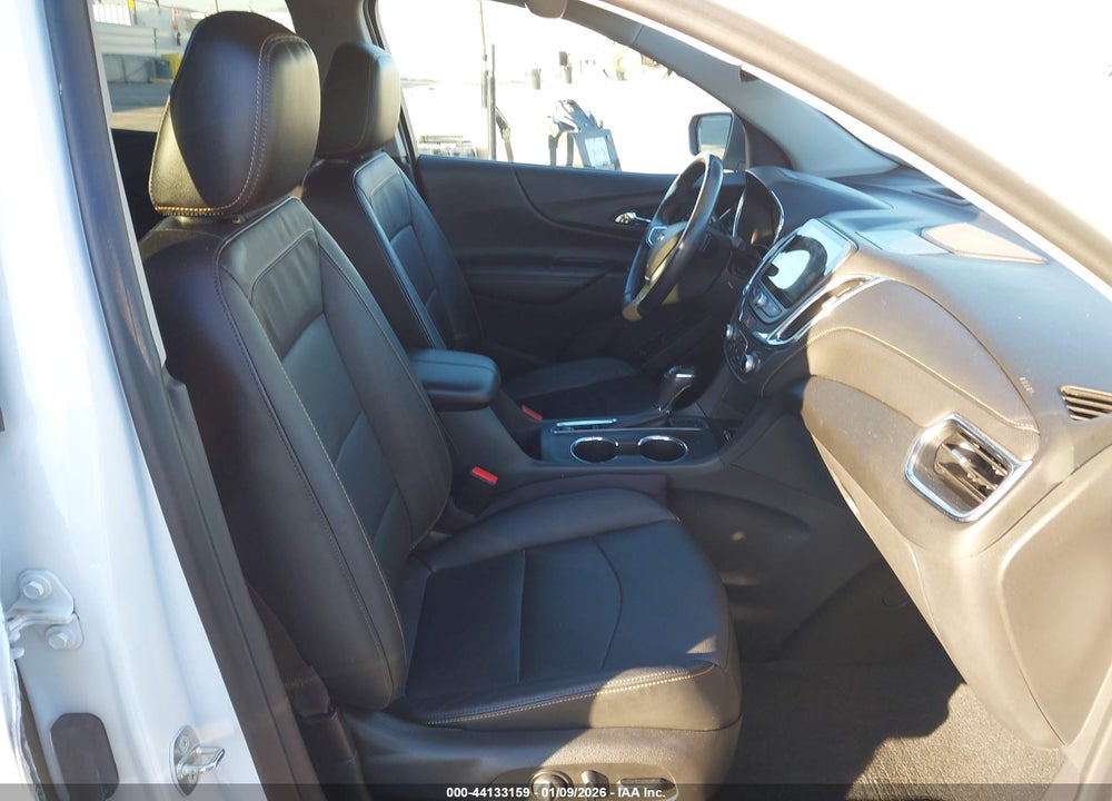 2019 CHEVROLET EQUINOX PREMIER VIN: 3GNAXYEX1KS657705