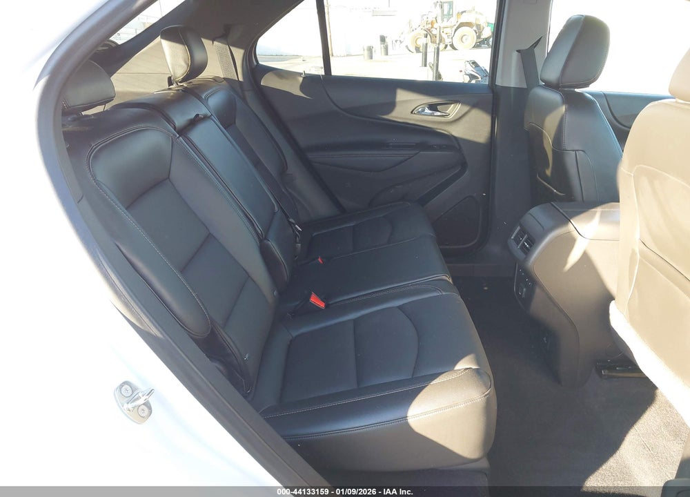 2019 CHEVROLET EQUINOX PREMIER VIN: 3GNAXYEX1KS657705