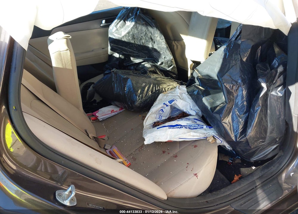 2016 HYUNDAI SONATA SE VIN: 5NPE24AF5GH379939