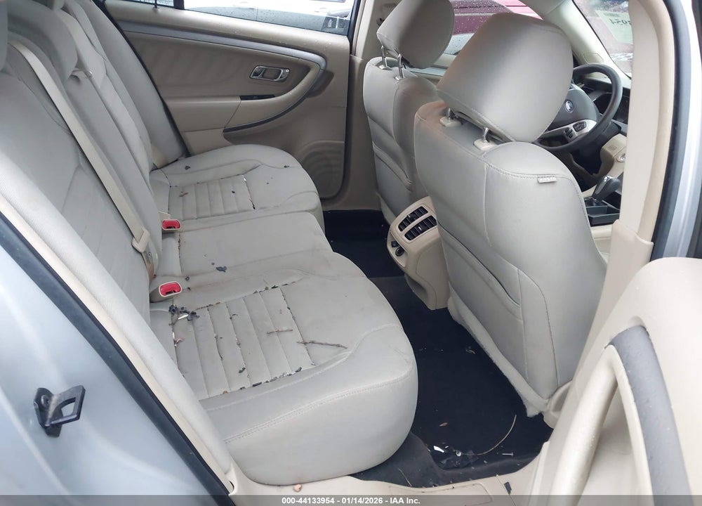 2018 FORD TAURUS SE VIN: 1FAHP2D82JG127065