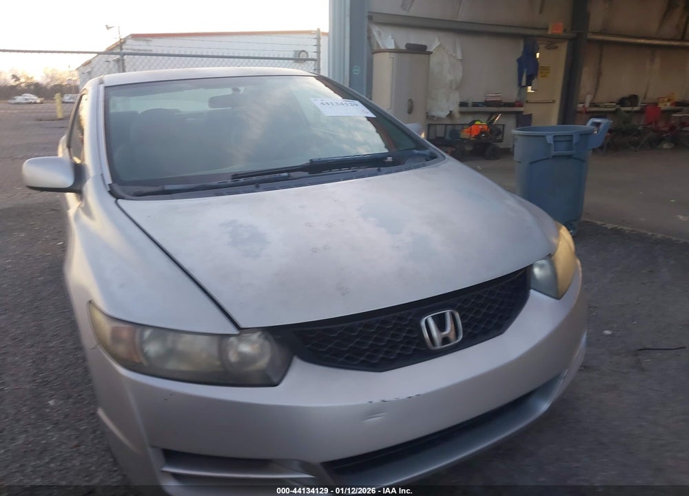 2009 HONDA CIVIC LX VIN: 2HGFG12649H541401