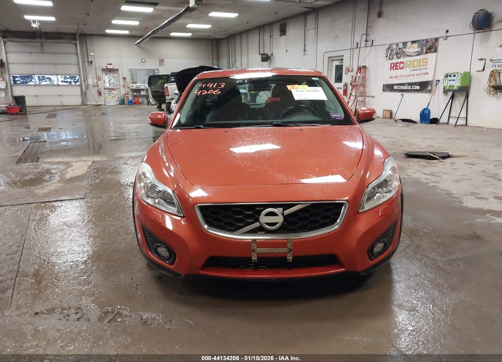 2012 VOLVO C30 T5/T5 PLATINUM/T5 PREMIER PLUS/T5 R-DESIGN/T5 R-DESIGN PLATINUM/T5 R-DESIGN PREMIER PLUS VIN: YV1672MK1C2281063