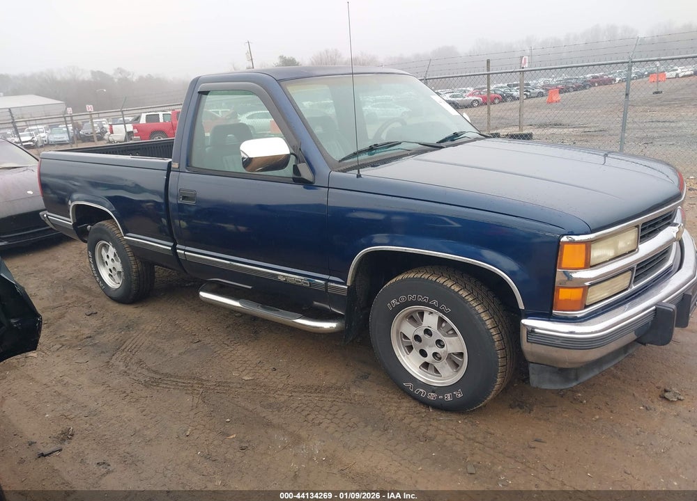 1994 CHEVROLET GMT-400 C1500 VIN: 1GCDC14K8RZ132832