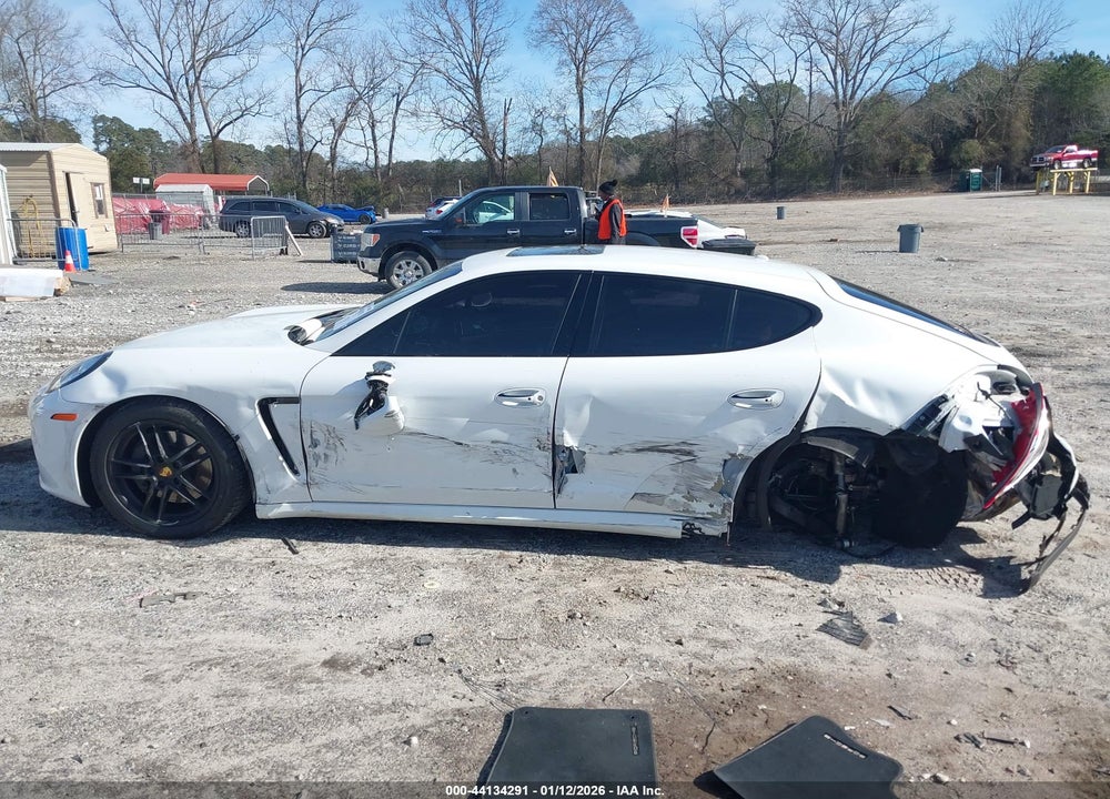 2016 PORSCHE PANAMERA 4 VIN: WP0AA2A70GL000159