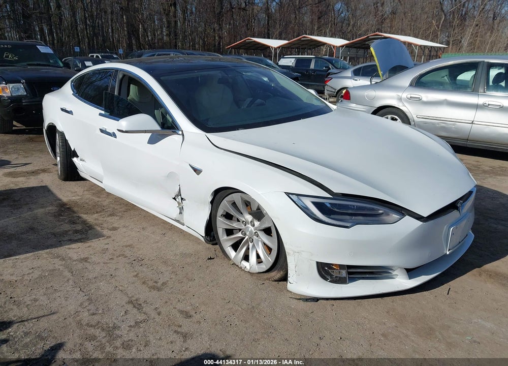 2018 TESLA MODEL S 100D/75D/P100D VIN: 5YJSA1E28JF278587