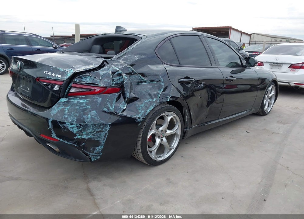 2019 ALFA ROMEO GIULIA TI SPORT RWD VIN: ZARFAMBN8K7604225