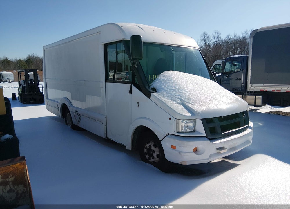 2013 ISUZU COMMERCIAL VAN VIN: JALB4T176D7W00771