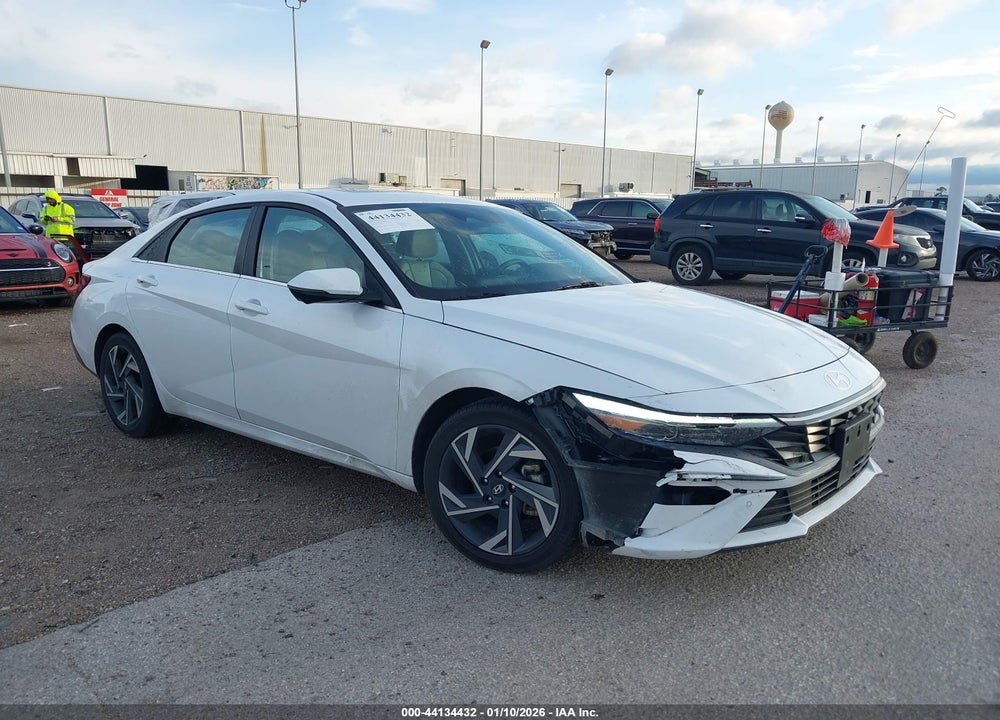 2024 HYUNDAI ELANTRA LIMITED VIN: KMHLP4DG3RU815138