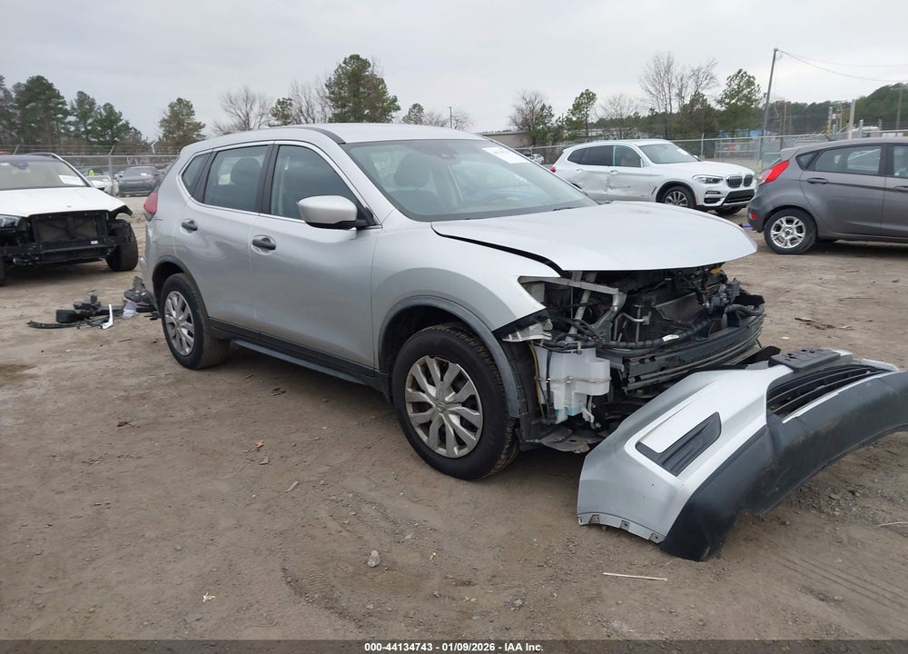 2020 NISSAN ROGUE S INTELLIGENT AWD VIN: JN8AT2MV7LW124155