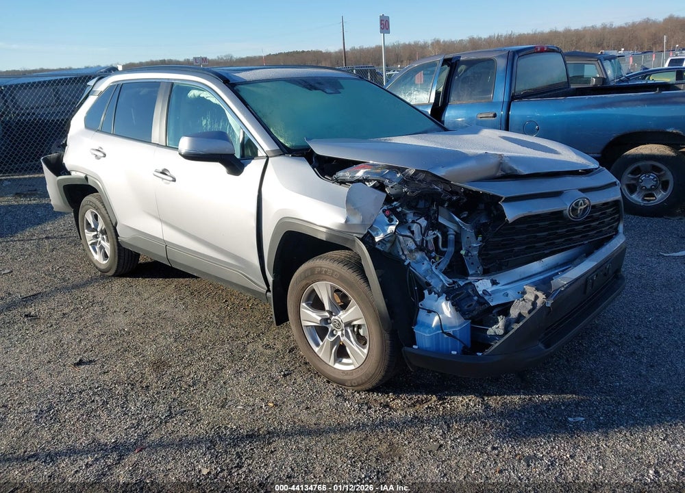 2025 TOYOTA RAV4 XLE VIN: 2T3P1RFV3SC536461