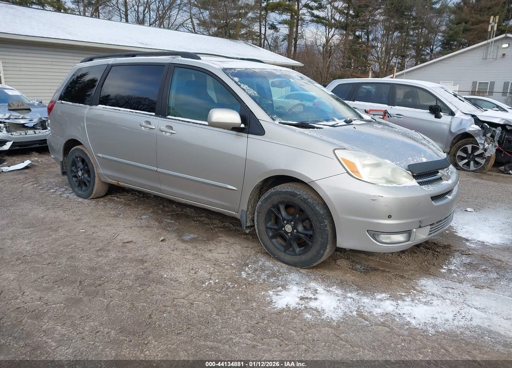 2004 TOYOTA SIENNA XLE LIMITED VIN: 5TDBA22CX4S024303