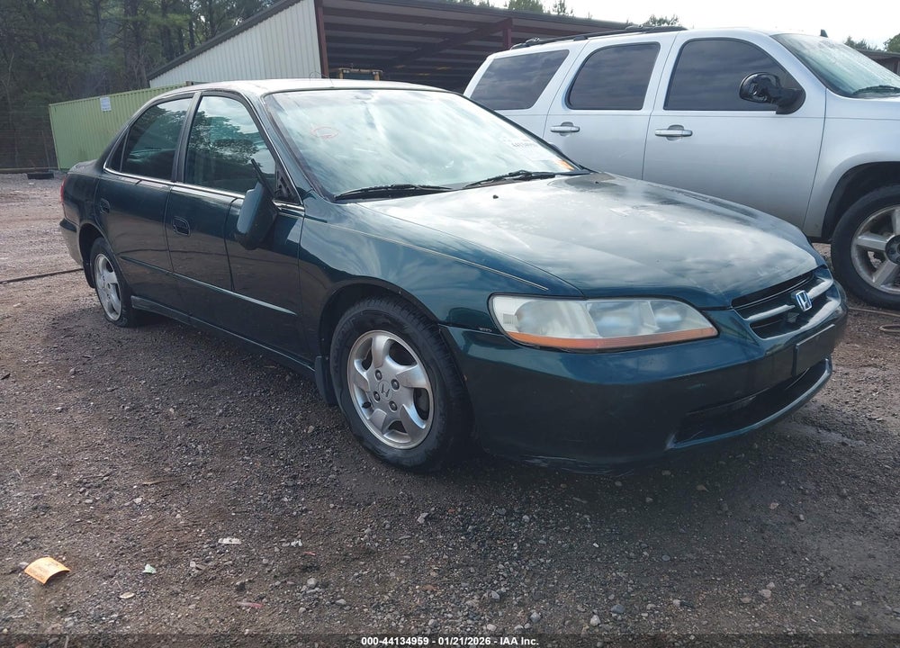 1998 HONDA ACCORD EX VIN: 1HGCG5650WA117350