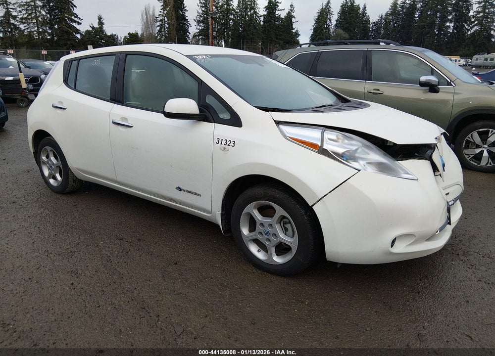 2011 NISSAN LEAF SV VIN: JN1AZ0CP9BT005074