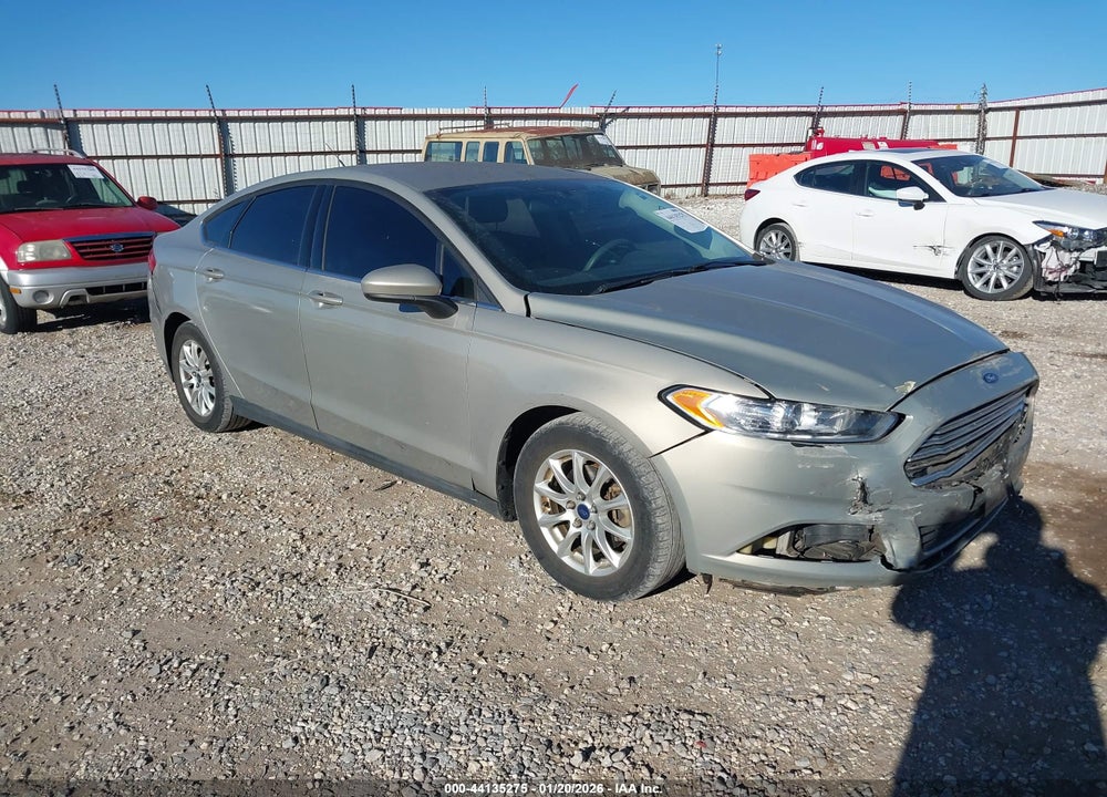 2015 FORD FUSION S VIN: 3FA6P0G76FR211226