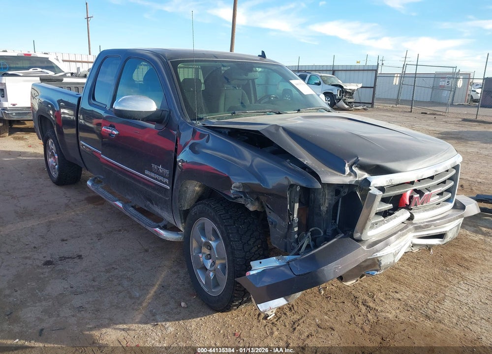 2011 GMC SIERRA 1500 SLE VIN: 1GTR1VE08BZ165545