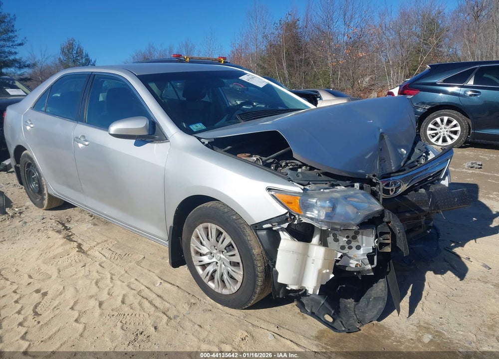2014 TOYOTA CAMRY LE VIN: 4T1BF1FK3EU757685
