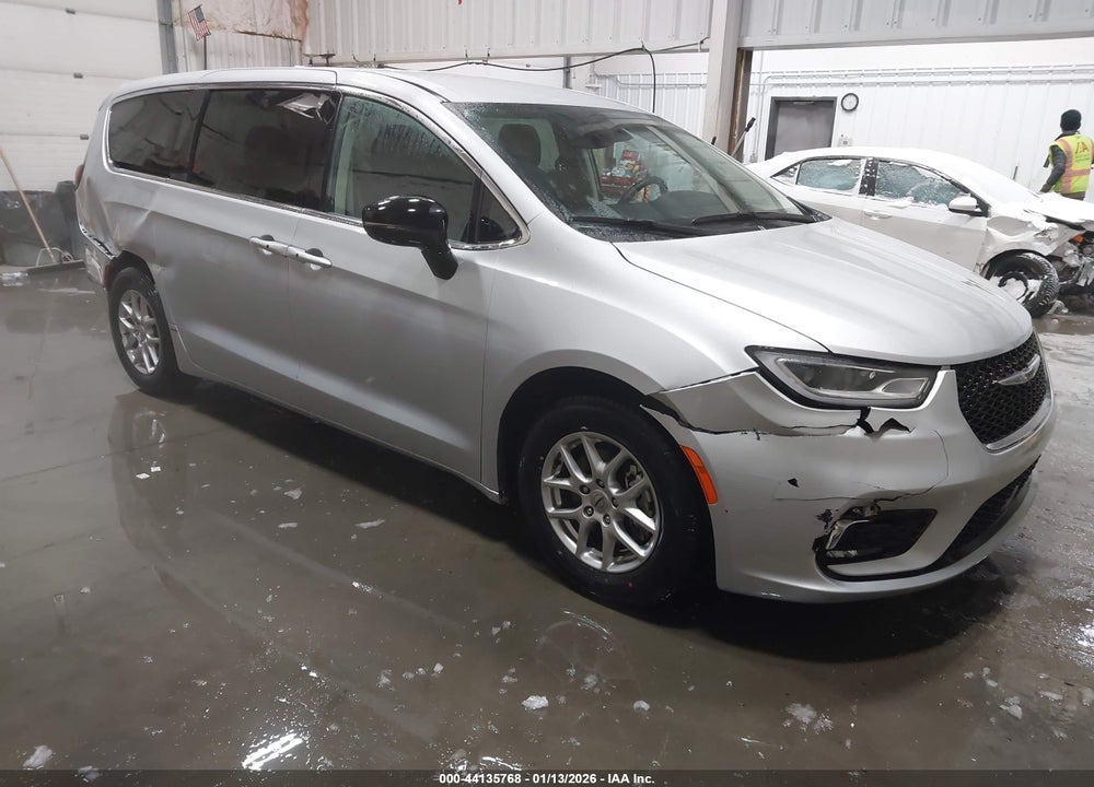 2024 CHRYSLER PACIFICA TOURING L VIN: 2C4RC1BG3RR162108