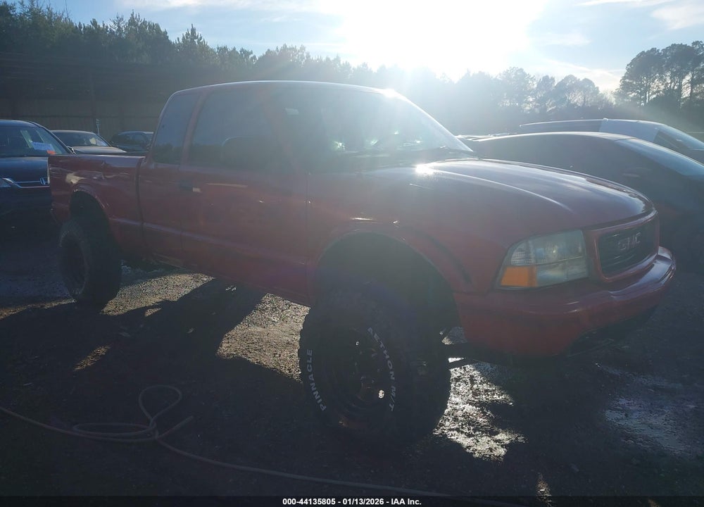 1998 GMC SONOMA SLS VIN: 1GTCT19W4W8532623
