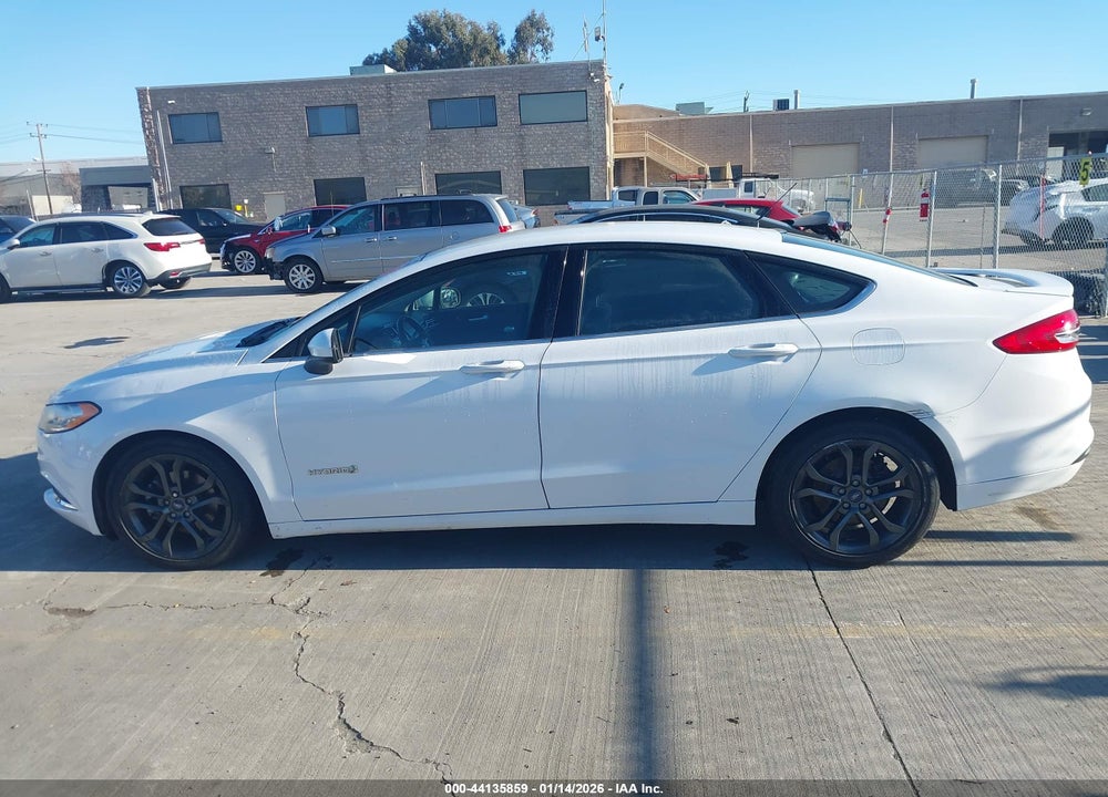 2018 FORD FUSION HYBRID SE VIN: 3FA6P0LU6JR115861