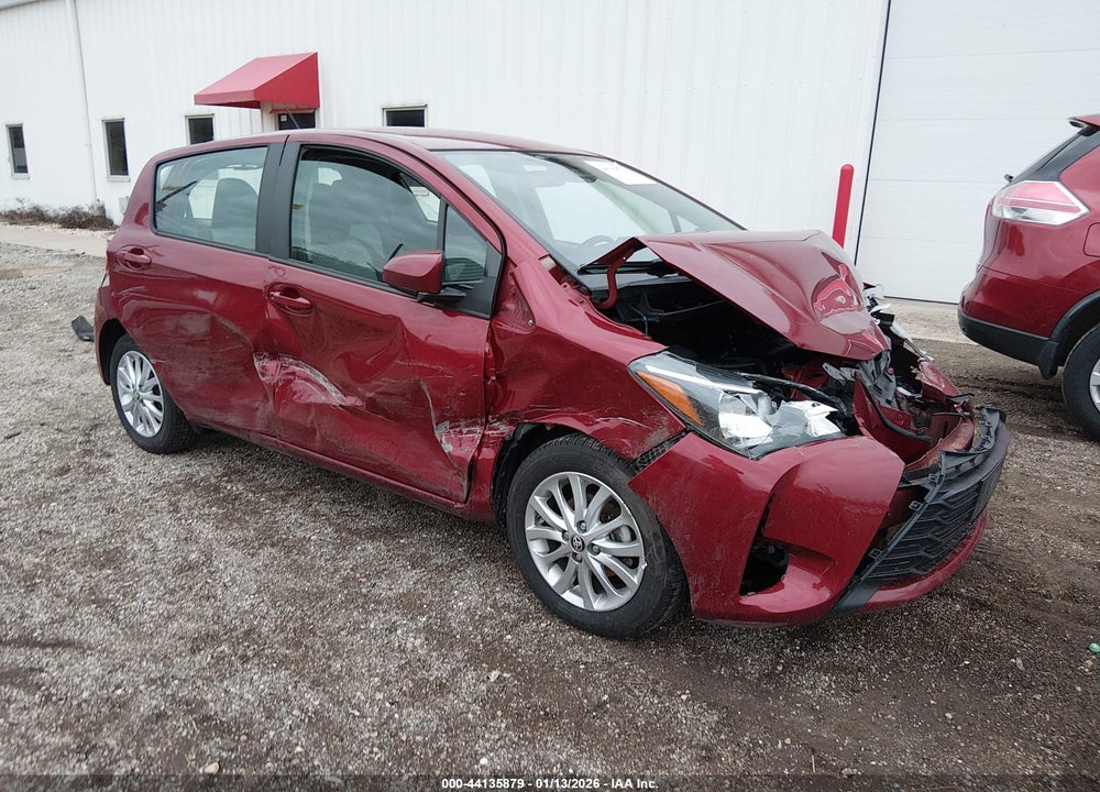 2018 TOYOTA YARIS LE VIN: VNKKTUD37JA097681
