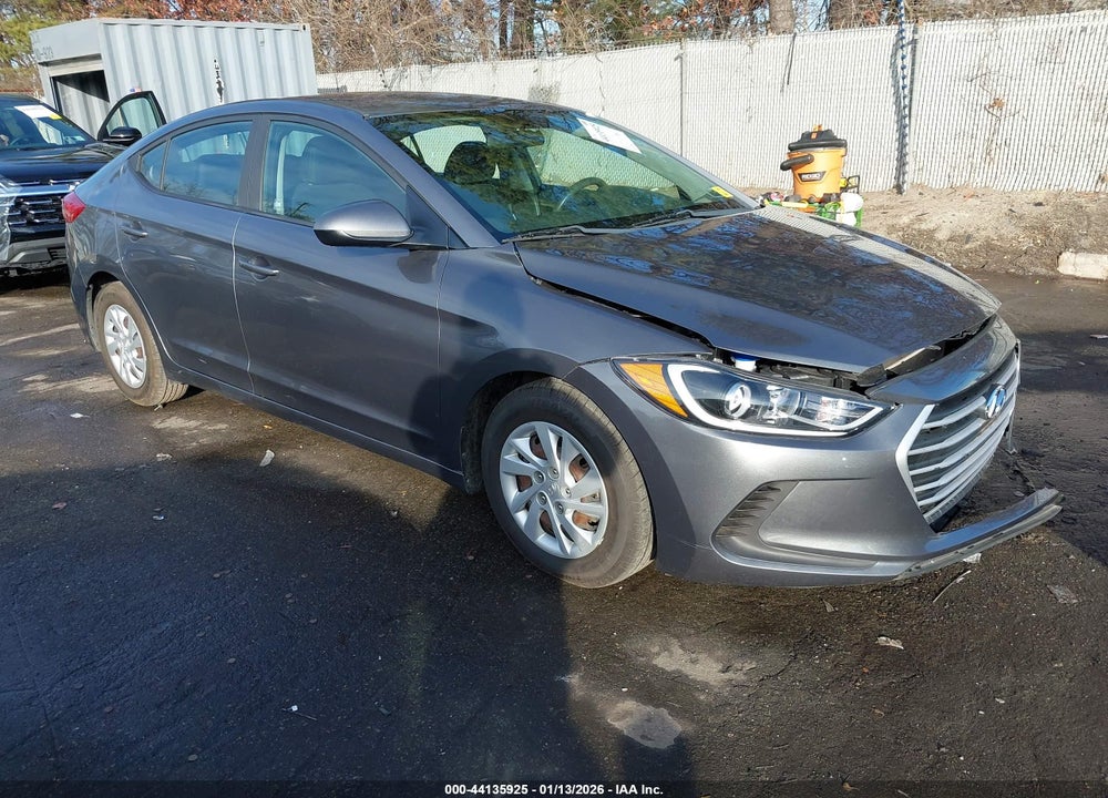 2018 HYUNDAI ELANTRA SE VIN: 5NPD74LFXJH292068
