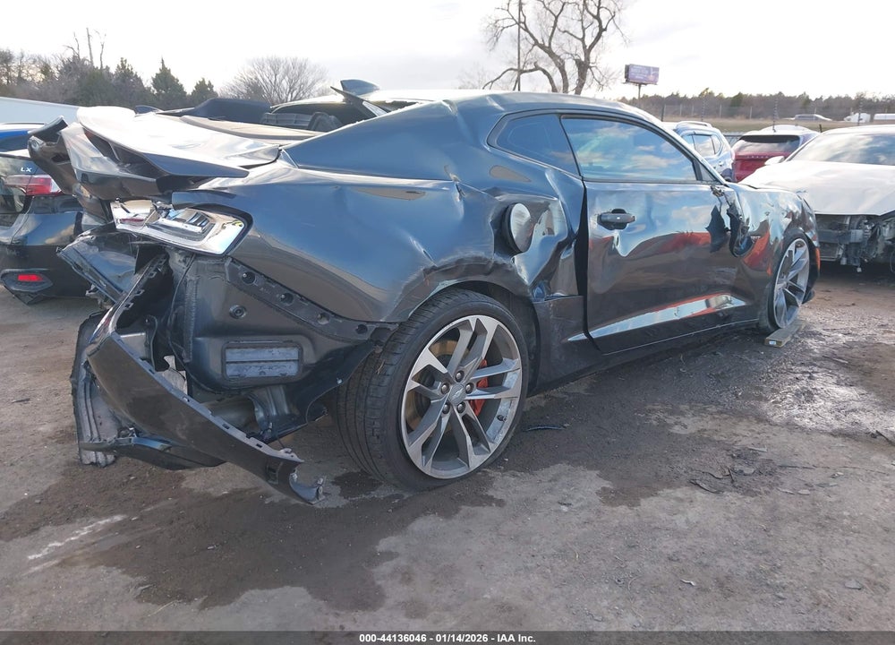 2017 CHEVROLET CAMARO 2SS VIN: 1G1FH1R77H0109813