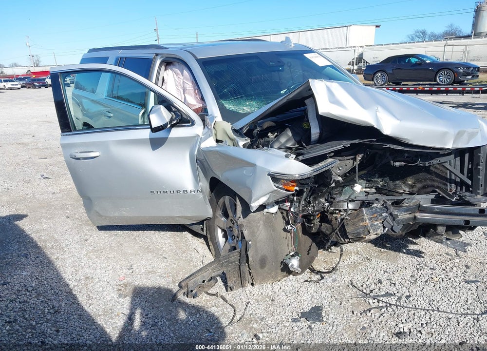 2016 CHEVROLET SUBURBAN LT VIN: 1GNSKHKC0GR347737