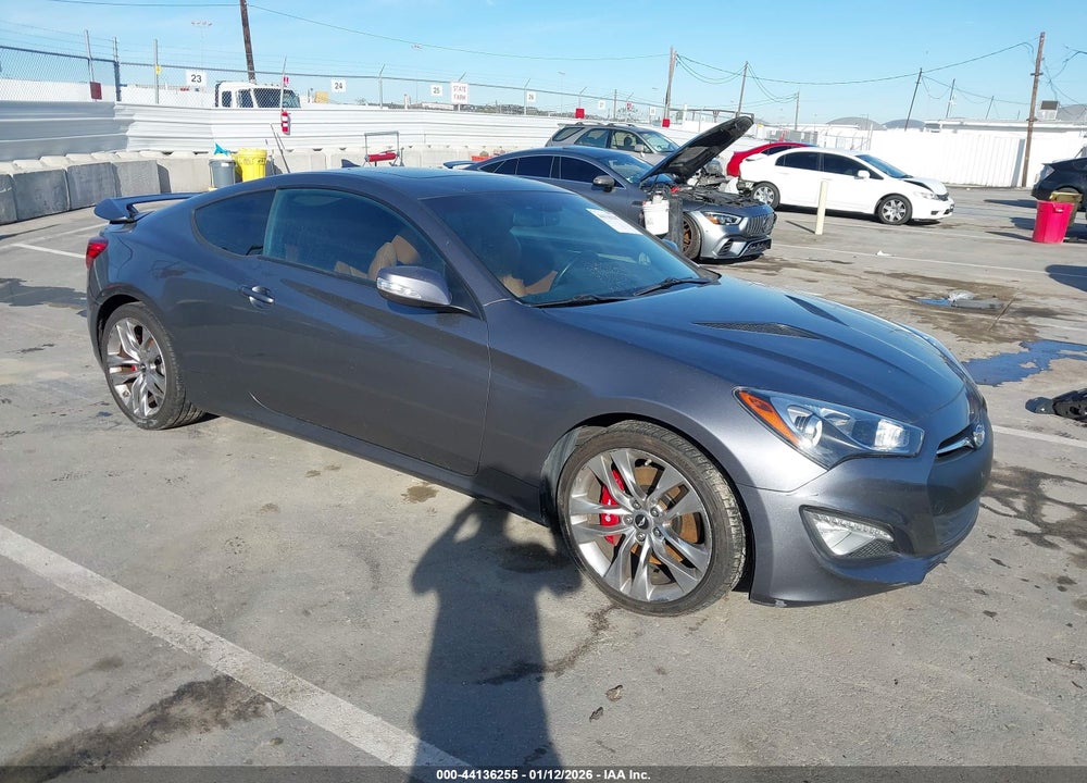 2016 HYUNDAI GENESIS 3.8 ULTIMATE VIN: KMHHU6KJ5GU137272