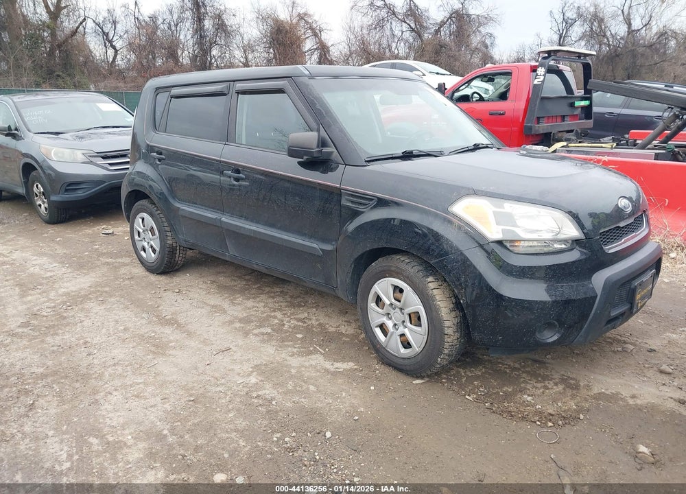 2011 KIA SOUL VIN: KNDJT2A15B7733475