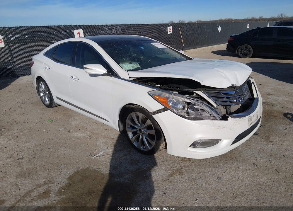 2012 HYUNDAI AZERA VIN: KMHFH4JG2CA152992