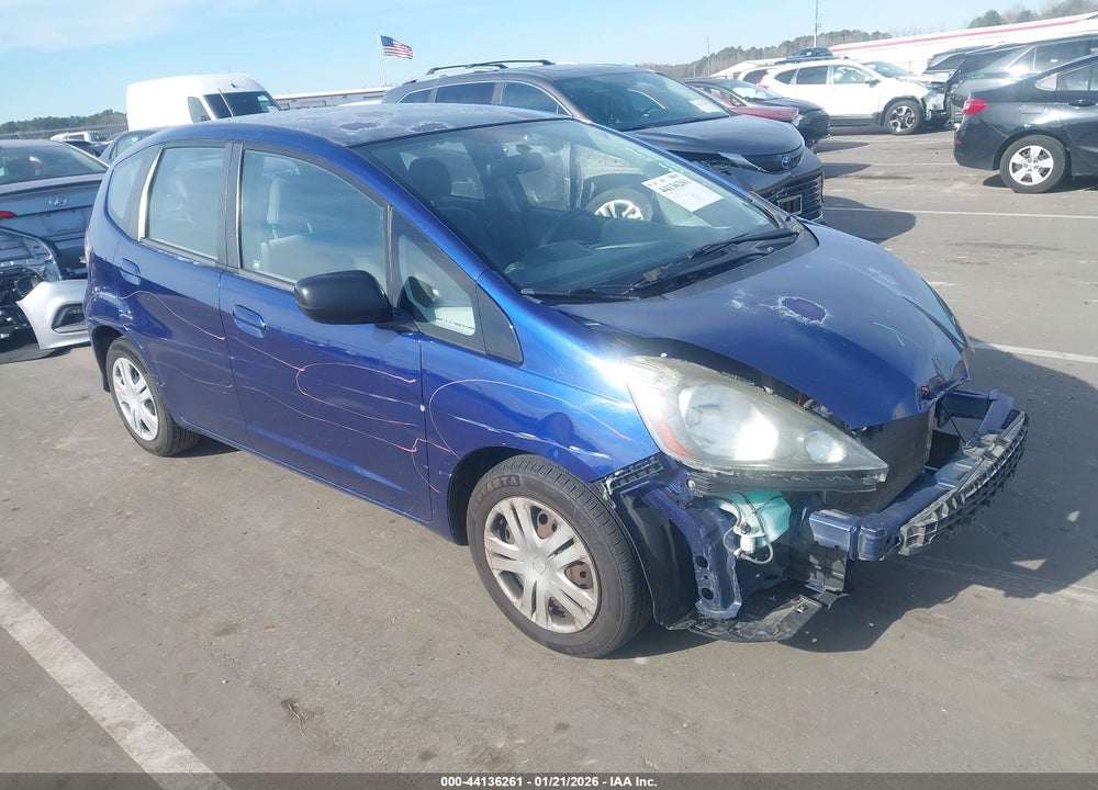 2011 HONDA FIT VIN: JHMGE8H36BC027877