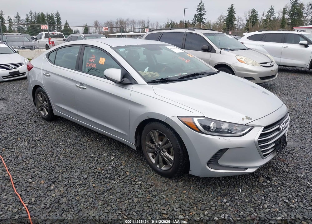 2018 HYUNDAI ELANTRA SEL VIN: 5NPD84LF2JH225977