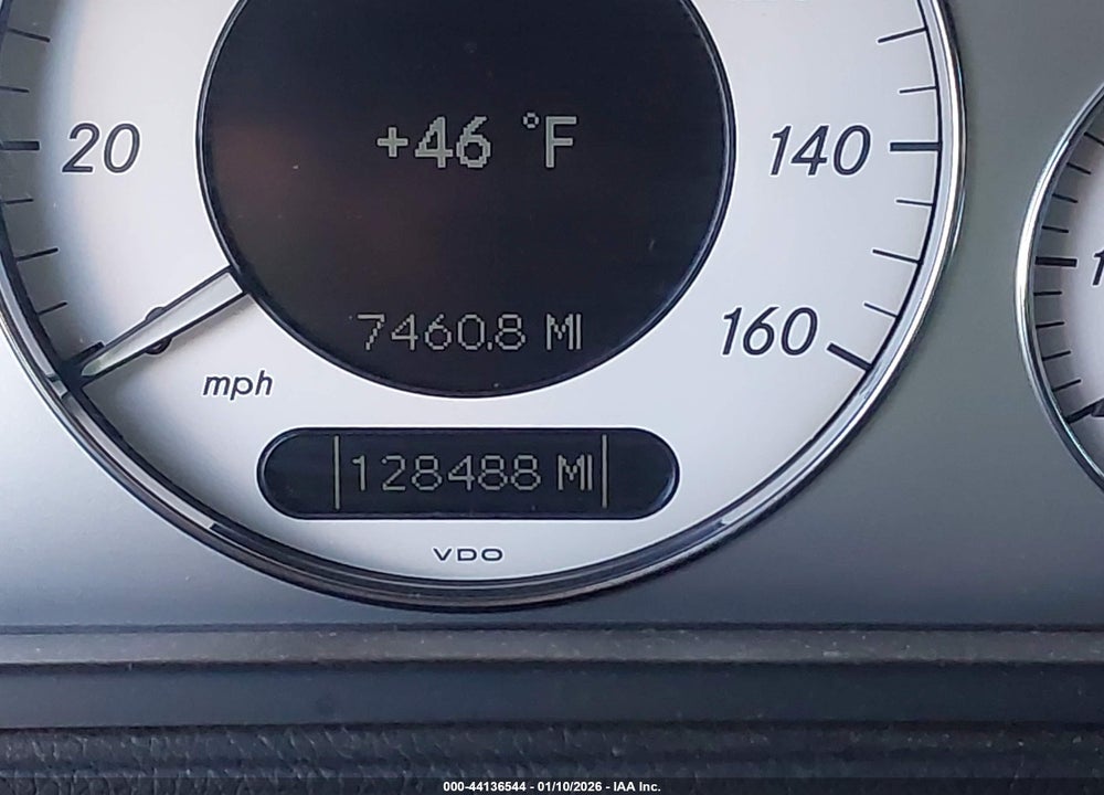 2008 MERCEDES-BENZ E 550 VIN: WDBUF72X08B228999