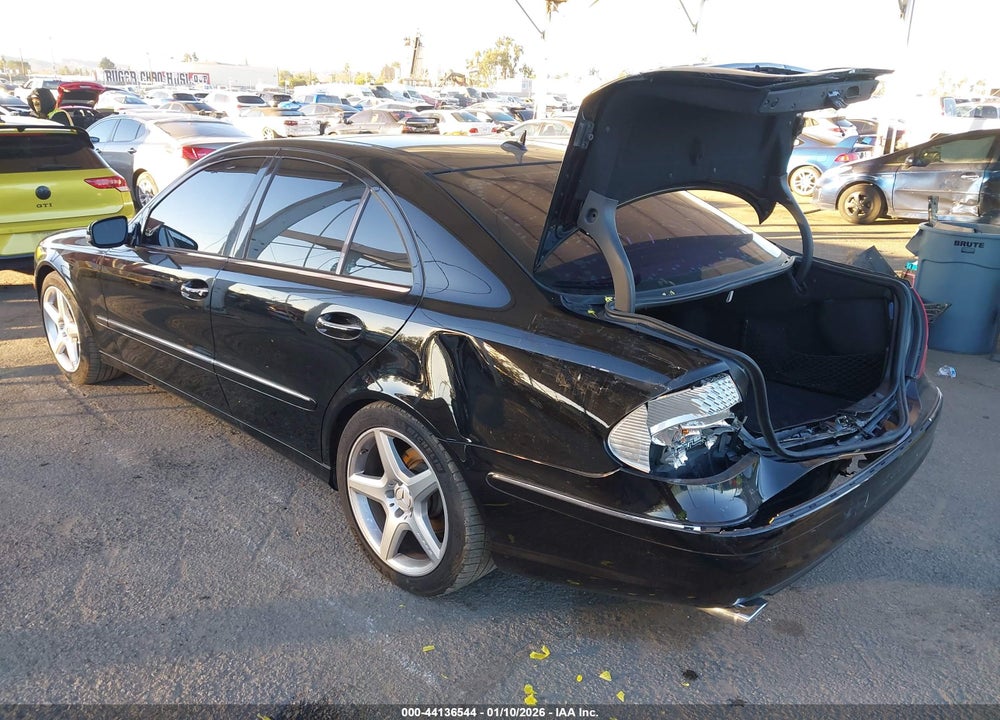 2008 MERCEDES-BENZ E 550 VIN: WDBUF72X08B228999