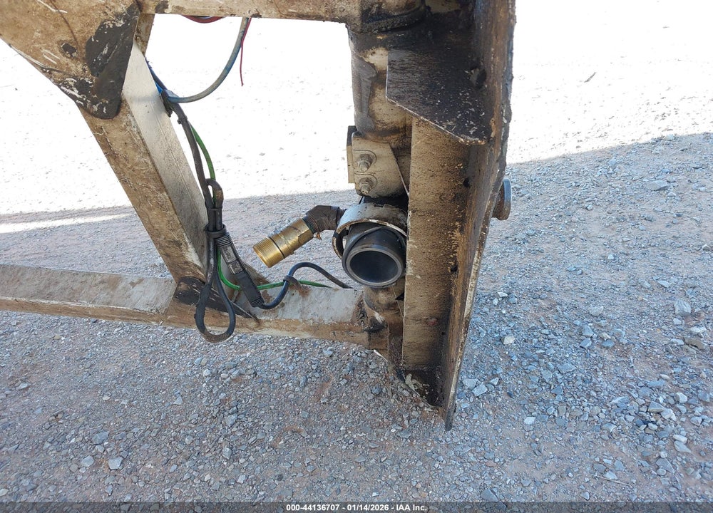 2022 CLEMENT IND END DUMP TRAILER VIN: 5C2BE38B9NM012148