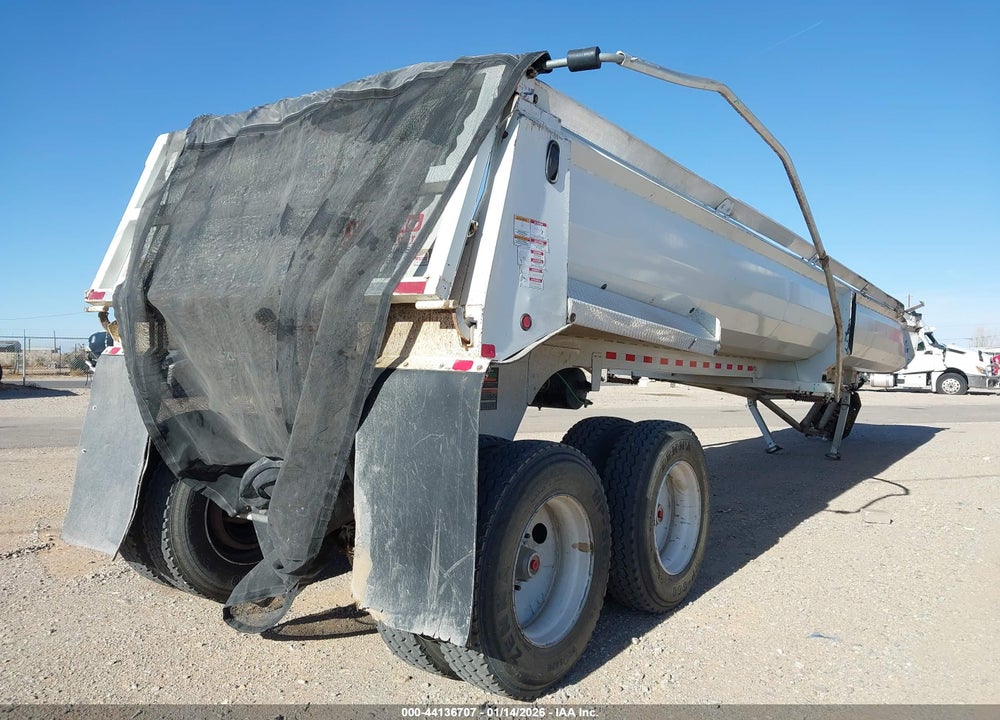 2022 CLEMENT IND END DUMP TRAILER VIN: 5C2BE38B9NM012148