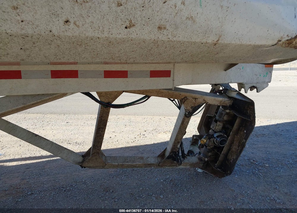 2022 CLEMENT IND END DUMP TRAILER VIN: 5C2BE38B9NM012148