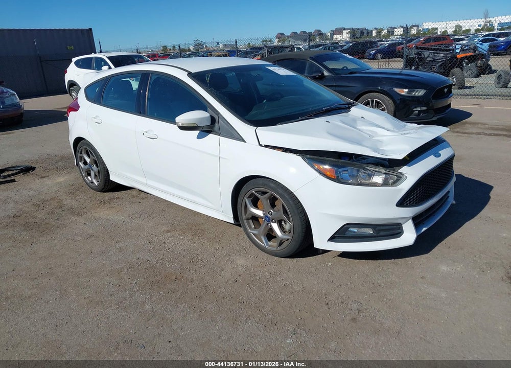 2018 FORD FOCUS ST VIN: 1FADP3L92JL282818