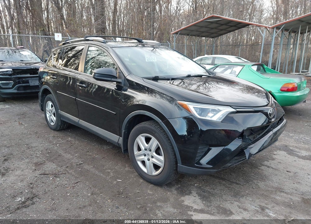 2018 TOYOTA RAV4 LE VIN: 2T3BFREV4JW753429