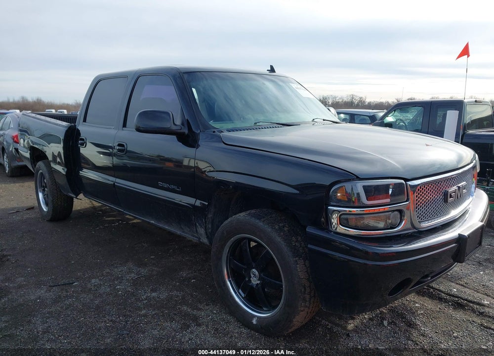 2007 GMC SIERRA 1500 CLASSIC DENALI VIN: 2GTEK63N071155365