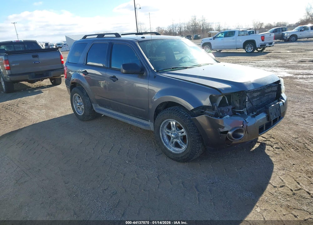 2011 FORD ESCAPE XLT VIN: 1FMCU9DG4BKA87952