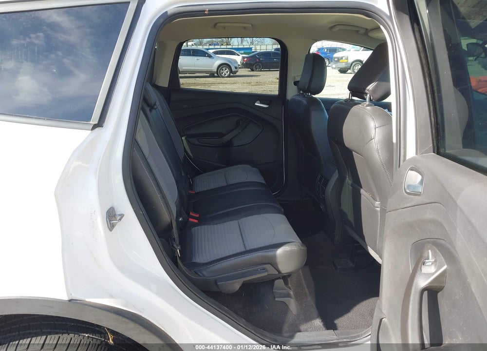 2019 FORD ESCAPE SE VIN: 1FMCU0GD6KUB01383